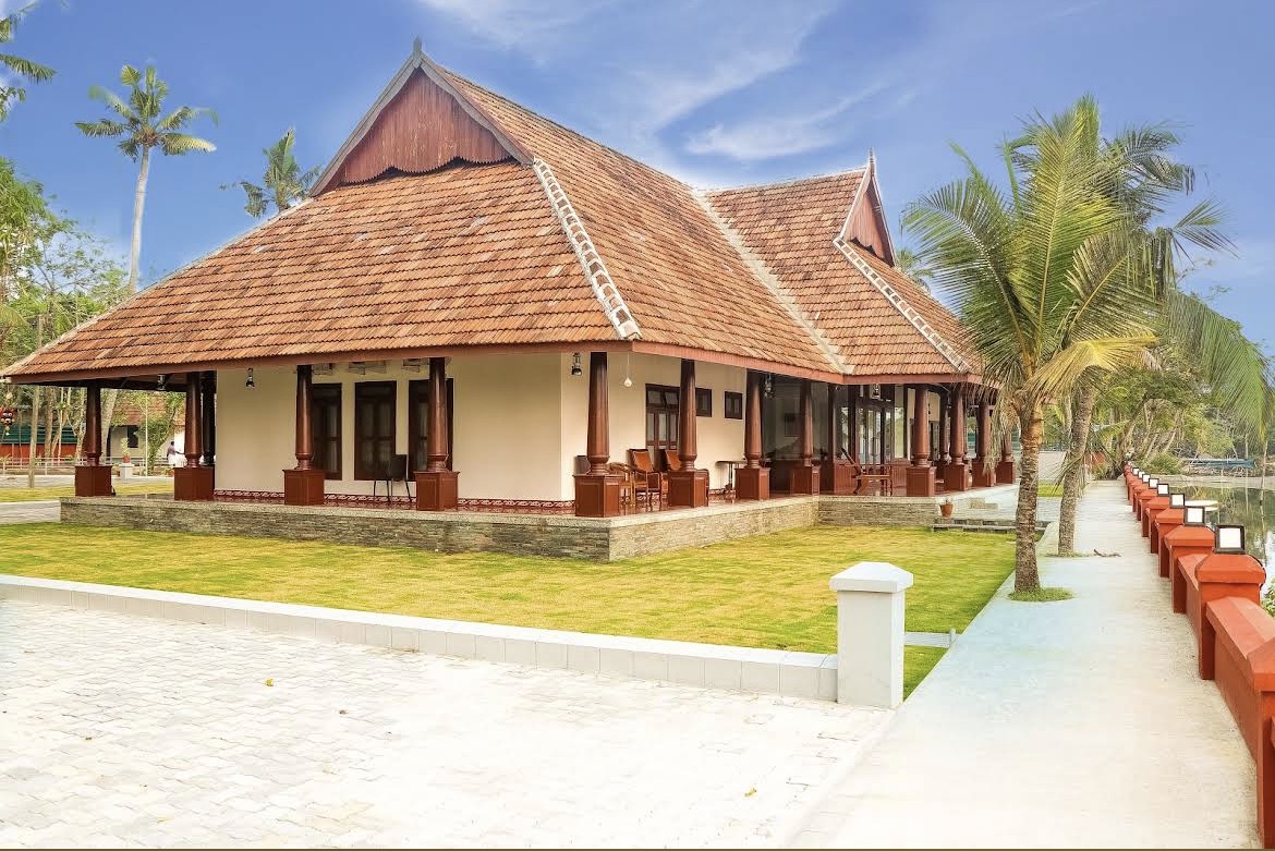 Luxury Hotel